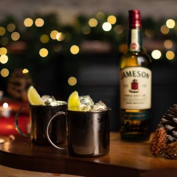 Midleton Mule ja Jamesoni pudel